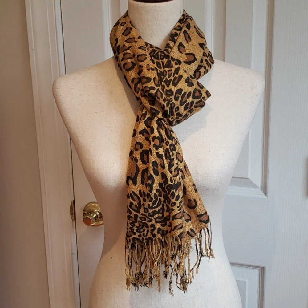 Pashmina & Silk Leopard Print Scarf - Picture 5 of 8